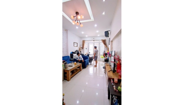 Ngộp Lũy Bán Bích - 70m2 - HXH tránh 3 tầng BTCT  - Quận 11